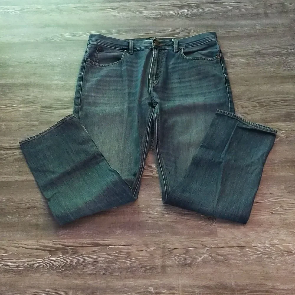 J. Crew  The SUTTON  Jeans  Sz 32x30